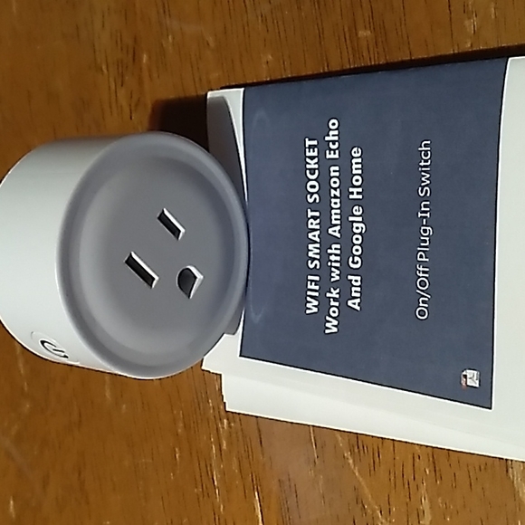 Mini smart socket - Picture 1 of 4